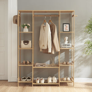 Ruhatartó állvány Ilomantsi Bambus [en.casa]