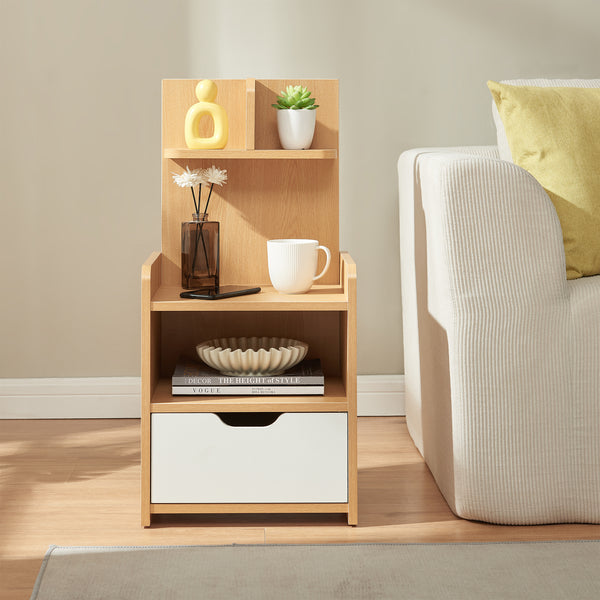 Éjjeliszekrény polccal Bordkak 75x35x30 cm tölgyfa hatású/fehér [en.casa]
