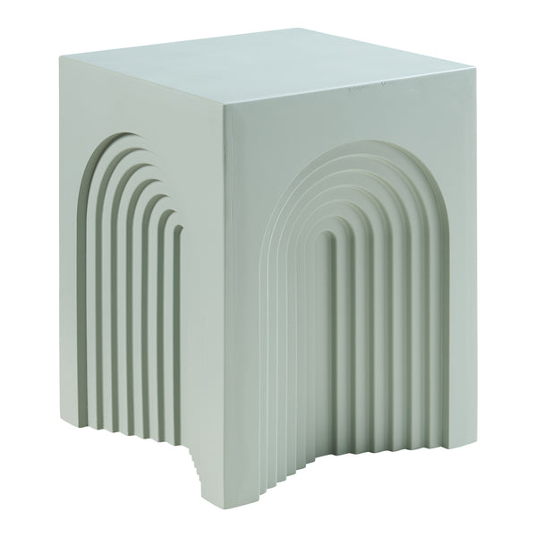 Kisasztal Elverumn [en.casa]