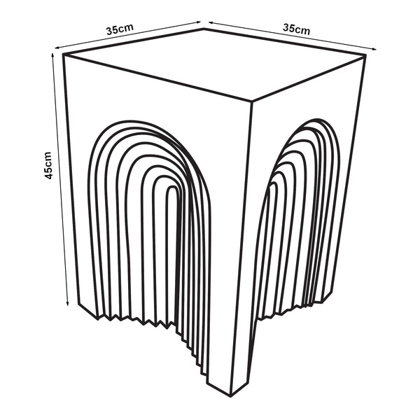 Kisasztal Elverumn [en.casa]