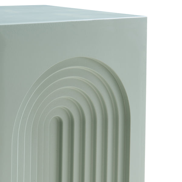 Kisasztal Elverumn [en.casa]