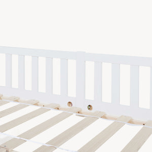 Montessori gyerekágy Tanna leesésgátlóval [en.casa]