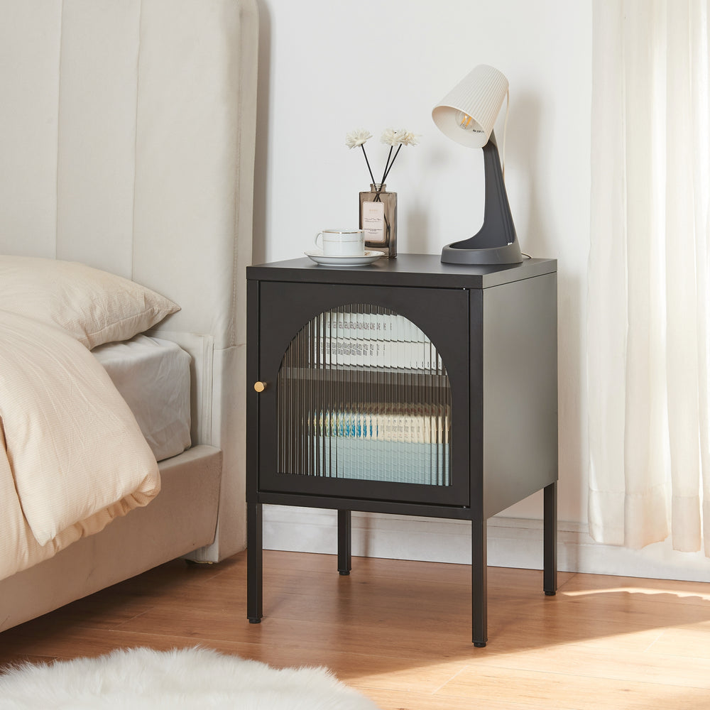 Éjjeliszekrény Karlskrona 60x42,5x40 cm fekete, matt [en.casa] - premiumXL