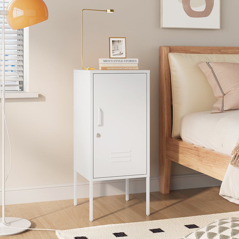 Éjjeliszekrény Hausjärvi bal oldali fogantyúval 82x35x35 cm acél [en.casa]