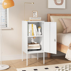 Éjjeliszekrény Hausjärvi bal oldali fogantyúval 82x35x35 cm acél [en.casa]