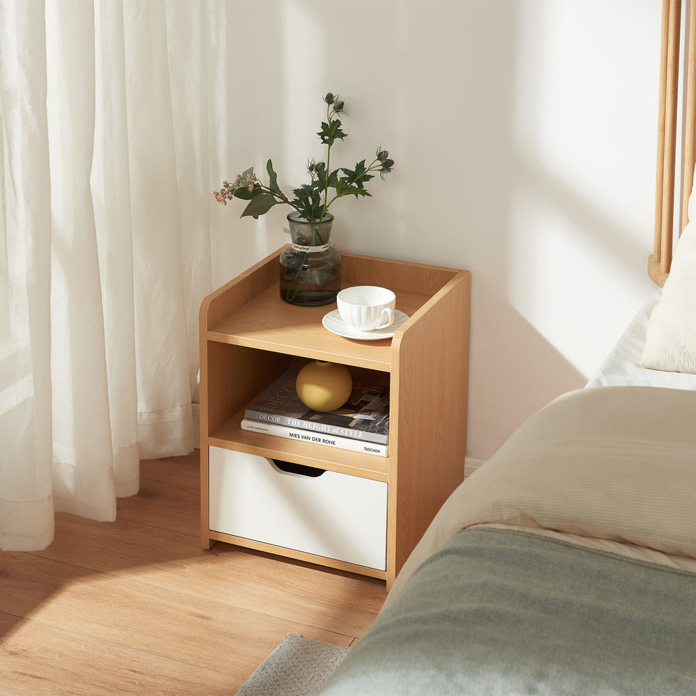 Éjjeliszekrény Bordkak 45x36x34 cm tölgyfa hatású/fehér [en.casa]