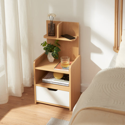 Éjjeliszekrény polccal Bordkak 75x35x30 cm tölgyfa hatású/fehér [en.casa]